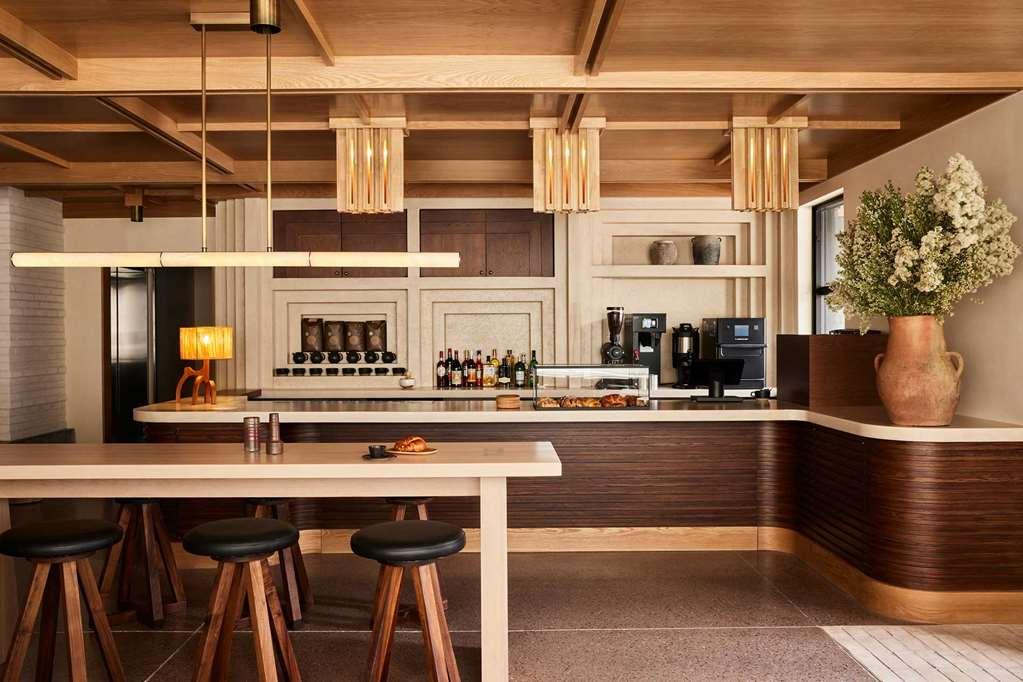 Mollie Aspen Hotel Restoran gambar